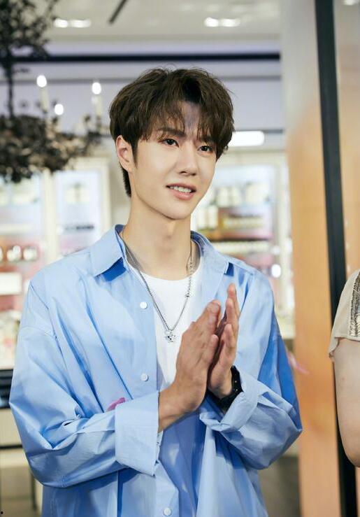 王一博恋情最新爆料图片,甜蜜瞬间引网友热议  第3张